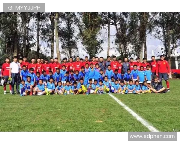 热苏斯的足球之路：从青训新星到世界级前锋的成长历程